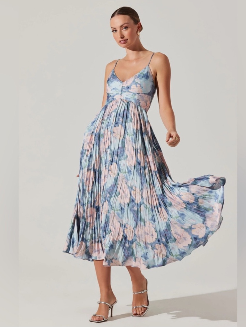 Astr The Label Maeve Pleated Midi Dress Size Small Floral Blue Multi Abstract